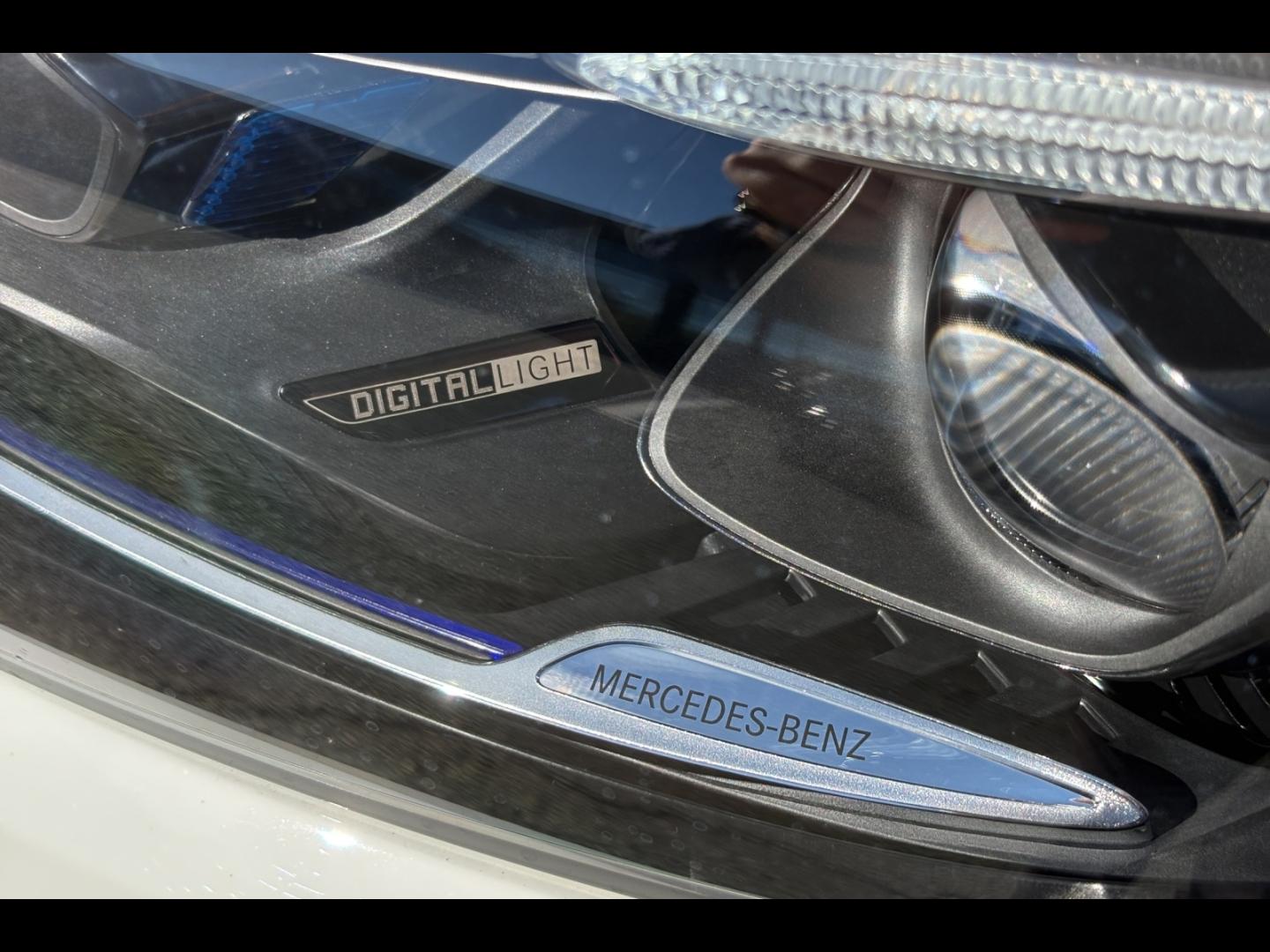 Image MERCEDES-BENZ GLC Coupé 300 e Hybrid 204+136ch AMG Line + 4Matic 9G-Tronic