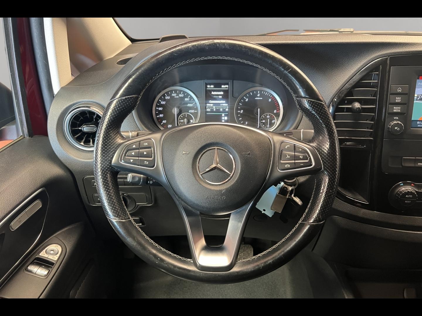 Image MERCEDES-BENZ Vito Fg 116 CDI Mixto Compact Select Propulsion 9G-Tronic
