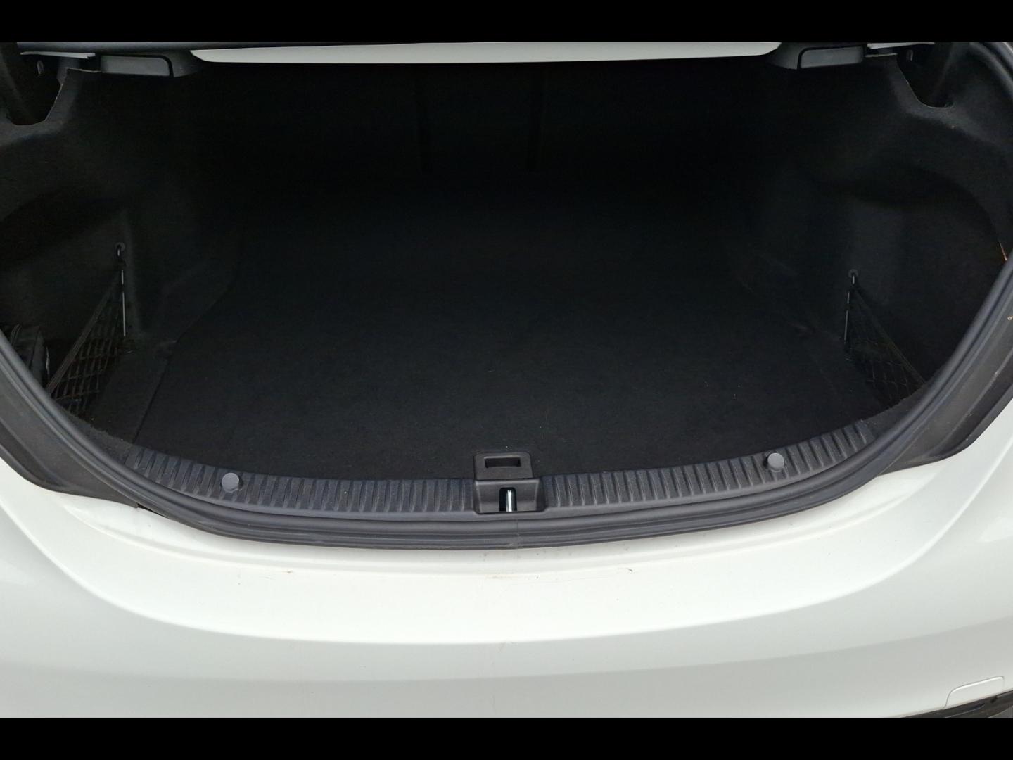Image MERCEDES-BENZ Classe C 200 d 150ch AMG Line 9G-Tronic
