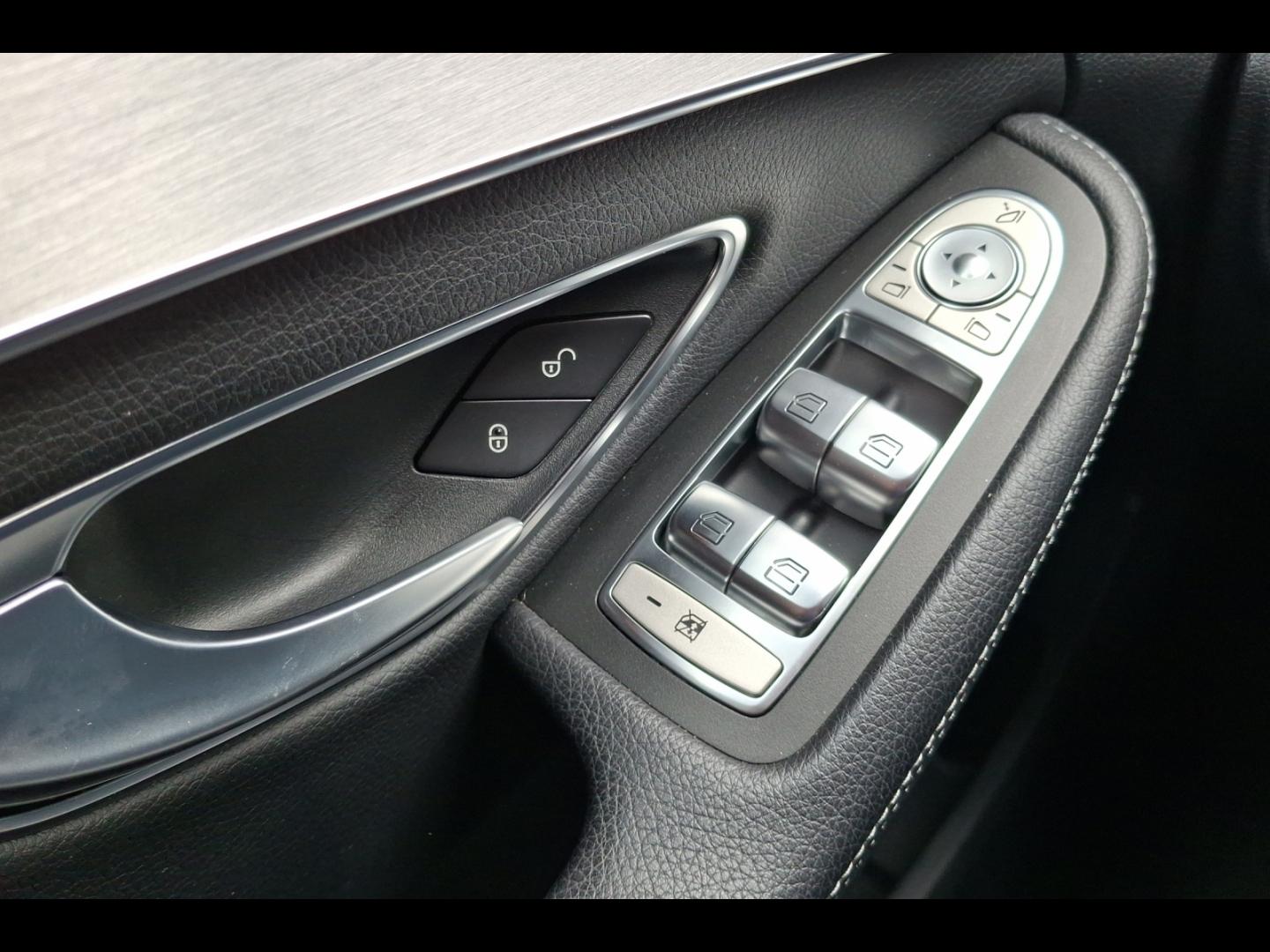 Image MERCEDES-BENZ Classe C 200 d 150ch AMG Line 9G-Tronic