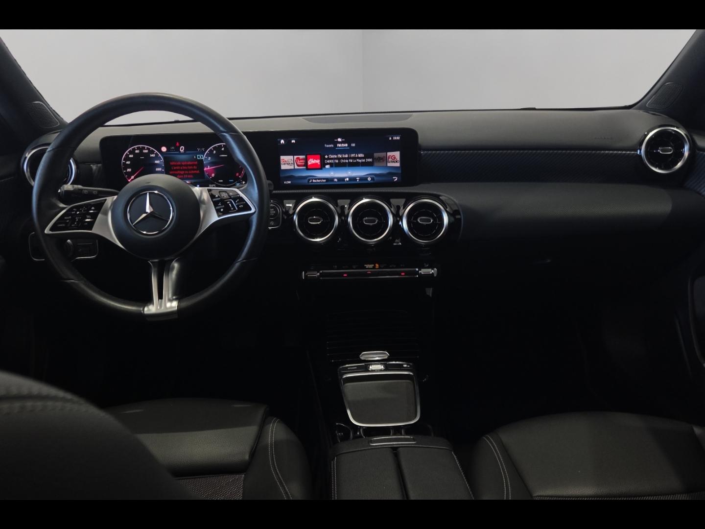 Image MERCEDES-BENZ Classe A 180 136ch Progressive Line 7G-DCT