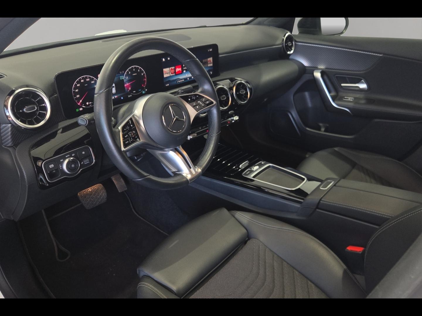 Image MERCEDES-BENZ Classe A 180 136ch Progressive Line 7G-DCT