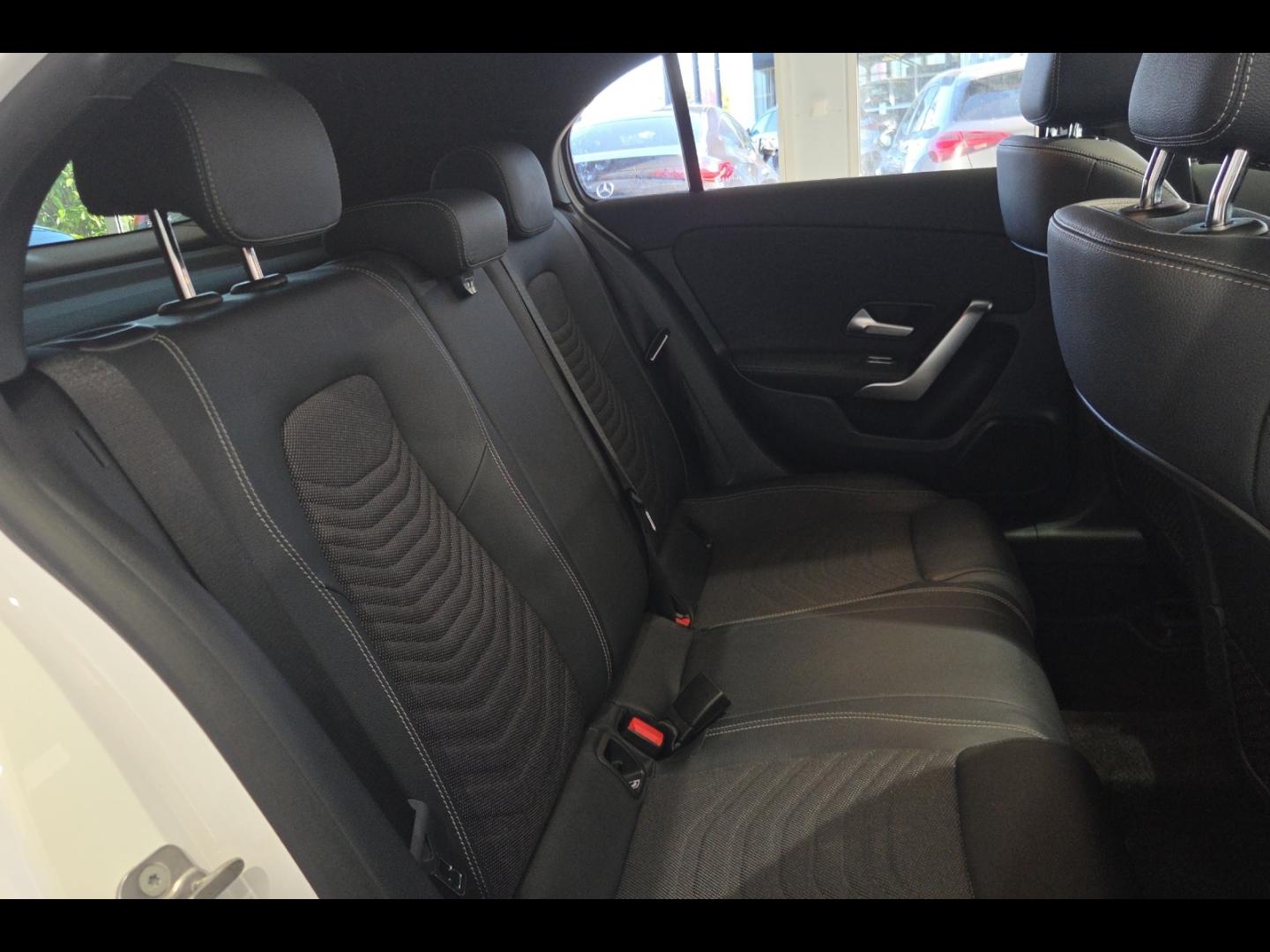 Image MERCEDES-BENZ Classe A 180 136ch Progressive Line 7G-DCT
