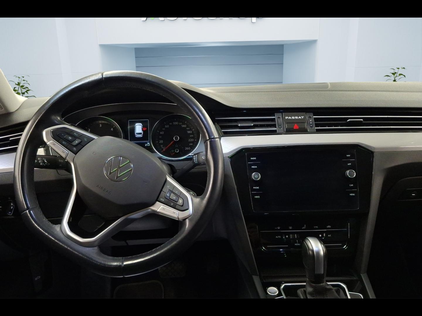 Image VOLKSWAGEN Passat SW 2.0 TDI EVO 122ch Life Plus DSG7