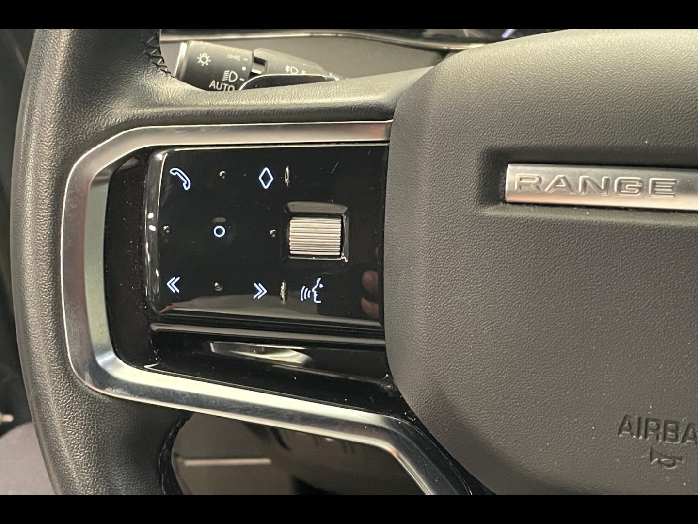 Image LAND-ROVER Range Rover Evoque 1.5 P300e 309ch R-Dynamic SE AWD BVA Mark III