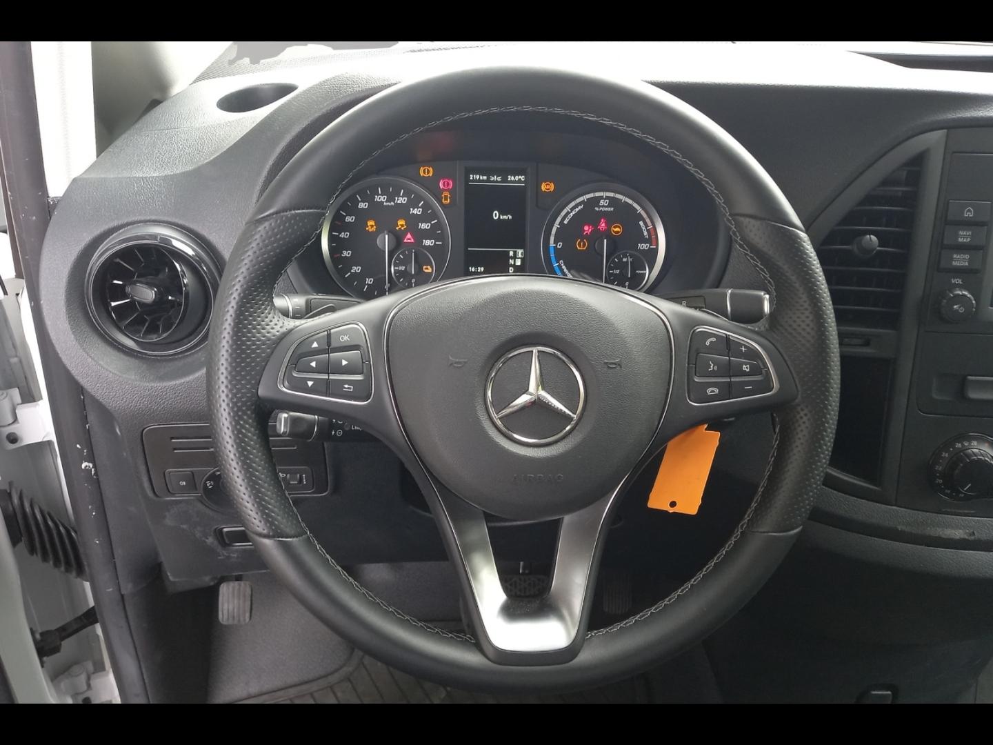 Image MERCEDES-BENZ Vito Fg eVito 112 116ch Long batterie 60 kWh