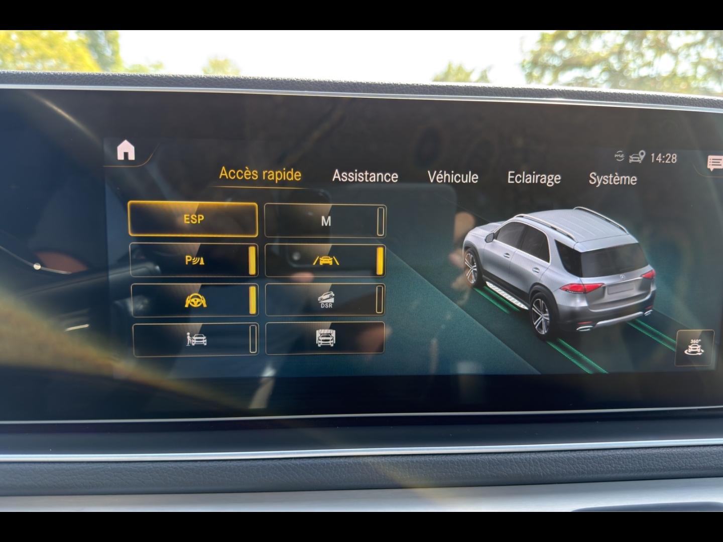 Image MERCEDES-BENZ GLE 400 d 330ch AMG Line 4Matic 9G-Tronic