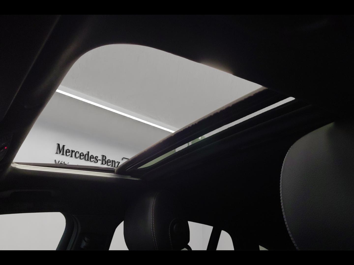 Image MERCEDES-BENZ GLC Coupé 300 d e Hybrid 197+136ch AMG Line 4Matic 9G-Tronic