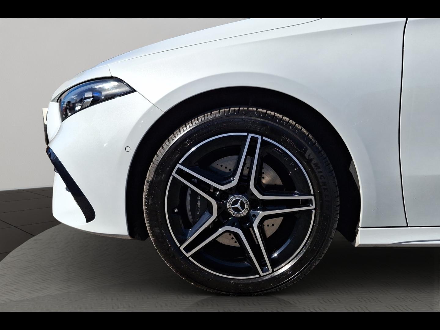 Image MERCEDES-BENZ Classe A 250 e 163+109ch AMG Line 8G-DCT