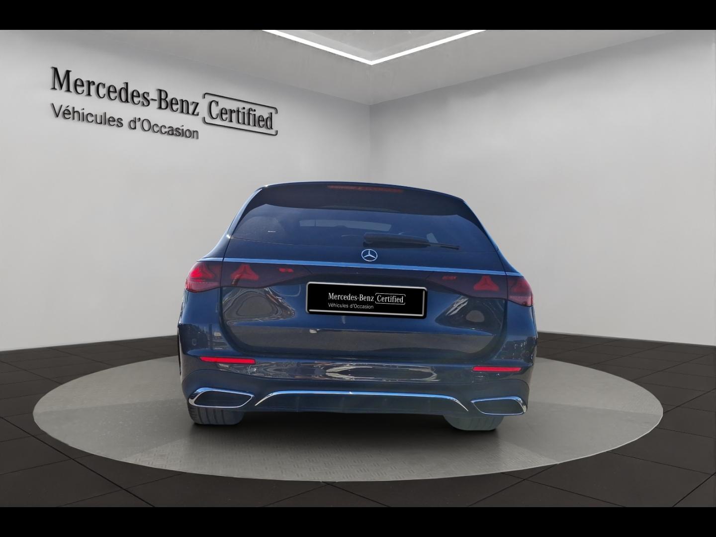 Image MERCEDES-BENZ Classe E Break 220 d 197+23ch AMG Line 9G-Tronic