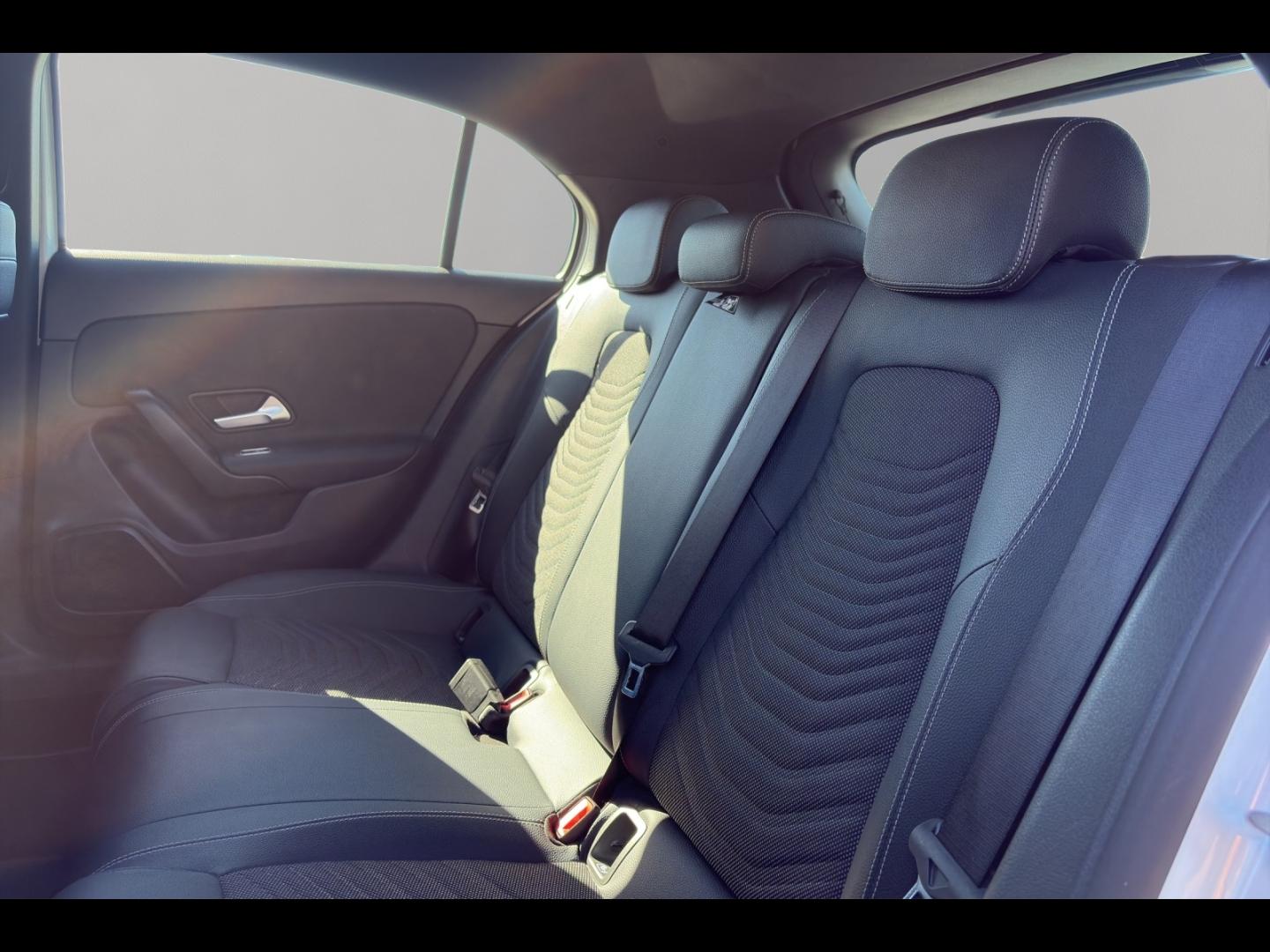 Image MERCEDES-BENZ Classe A 180d 116ch Style Line