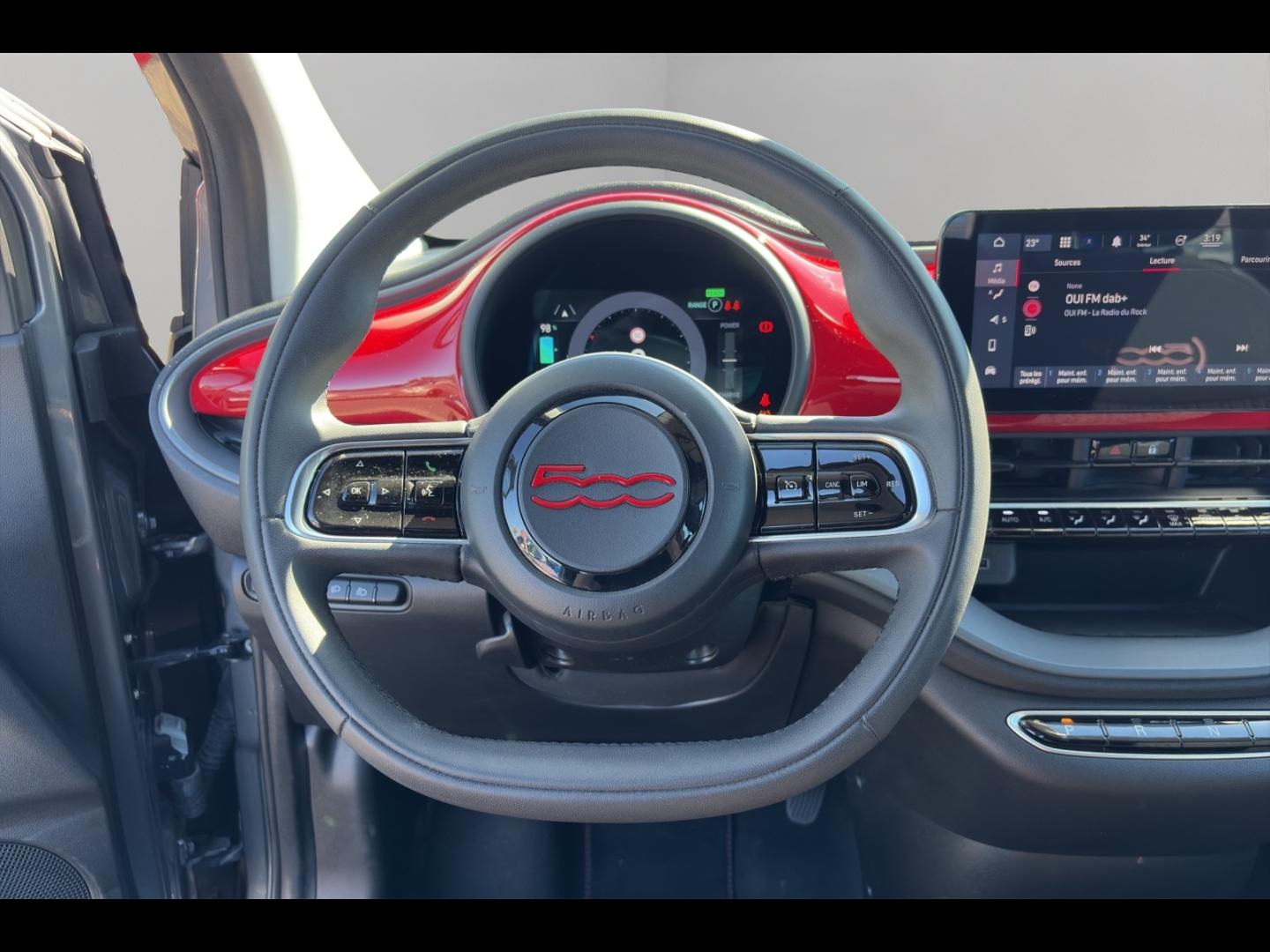 Image FIAT 500C e 95ch (RED) MY23