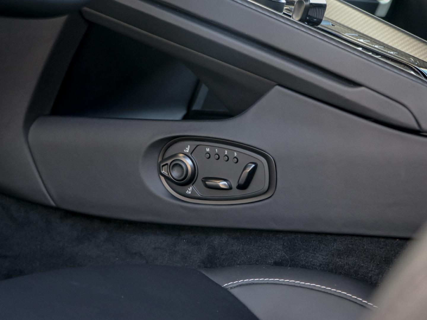 Image ASTON MARTIN DB12 V8 4.0 680ch BVA8