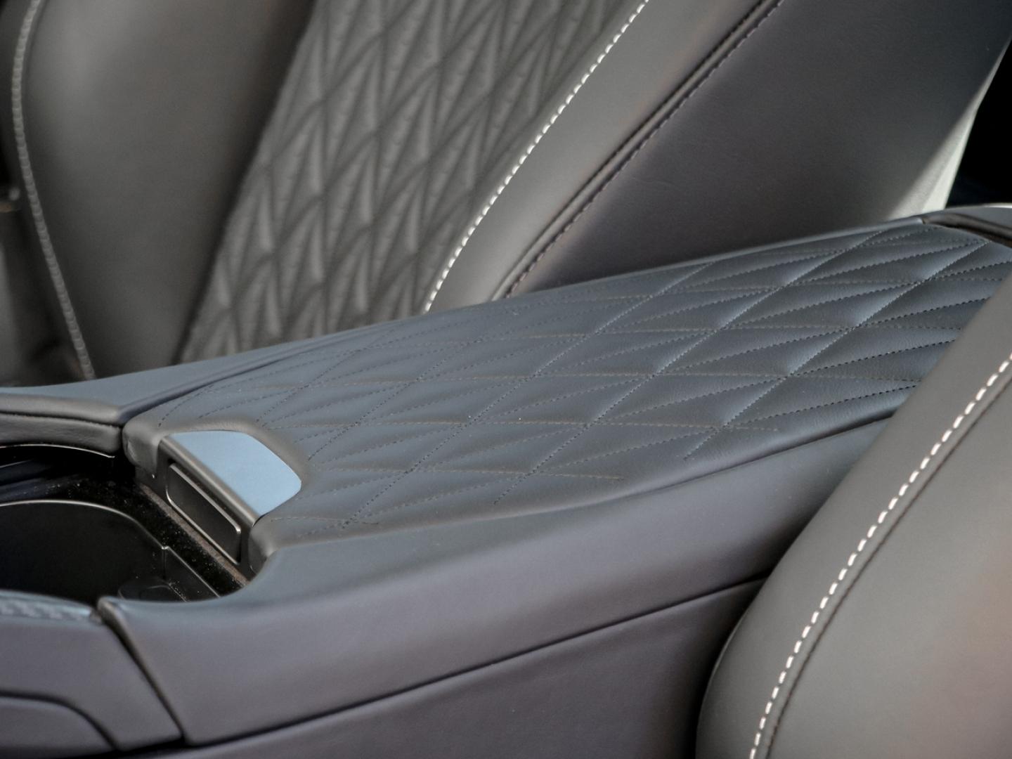 Image ASTON MARTIN DB12 V8 4.0 680ch BVA8