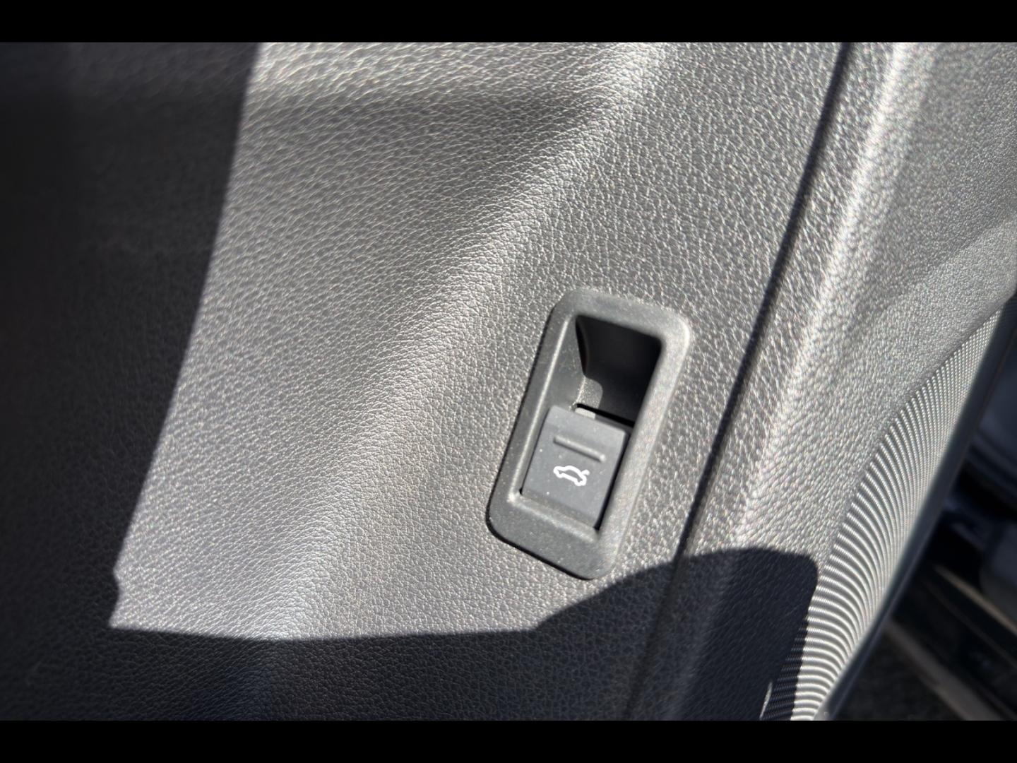 Image AUDI Q3 Sportback 35 TDI 150ch S line S tronic 7