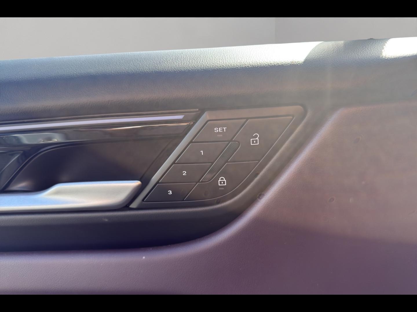 Image PORSCHE Macan 408ch 4 MY25