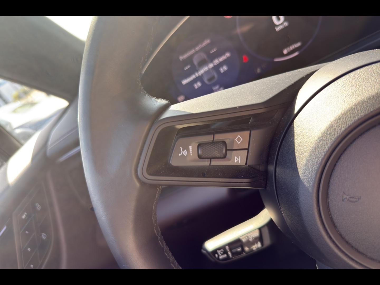 Image PORSCHE Macan 408ch 4 MY25