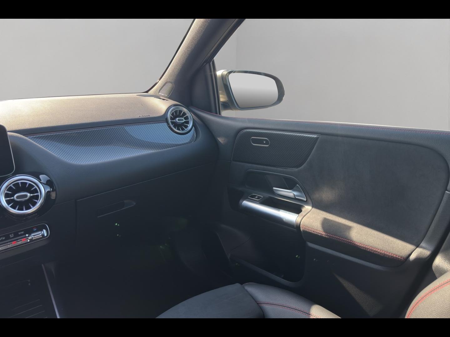 Image MERCEDES-BENZ Classe B 180 136ch AMG Line Edition 7G-DCT 7cv