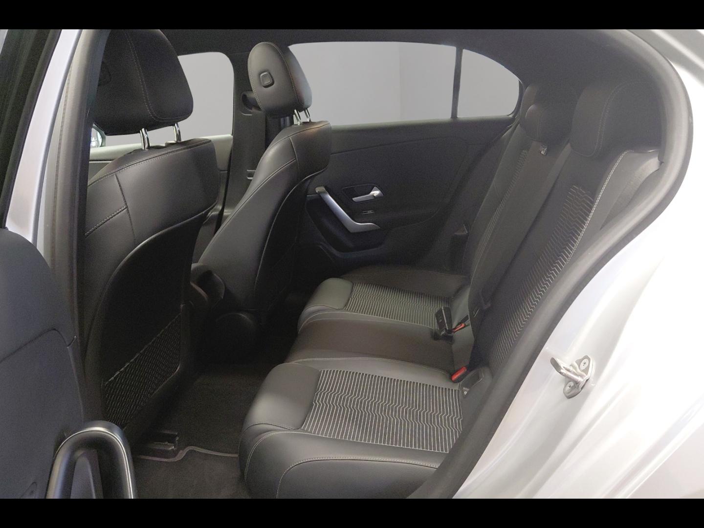 Image MERCEDES-BENZ Classe A 180 136ch Progressive Line 7G-DCT