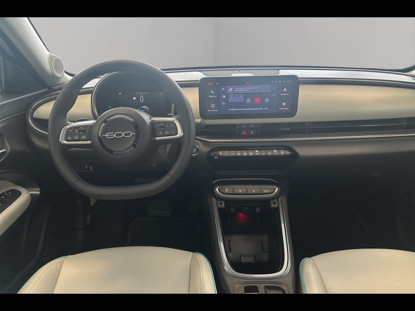 Image FIAT 600 1.2 Hybrid Turbo 110ch La Prima eDCT6 Step 2
