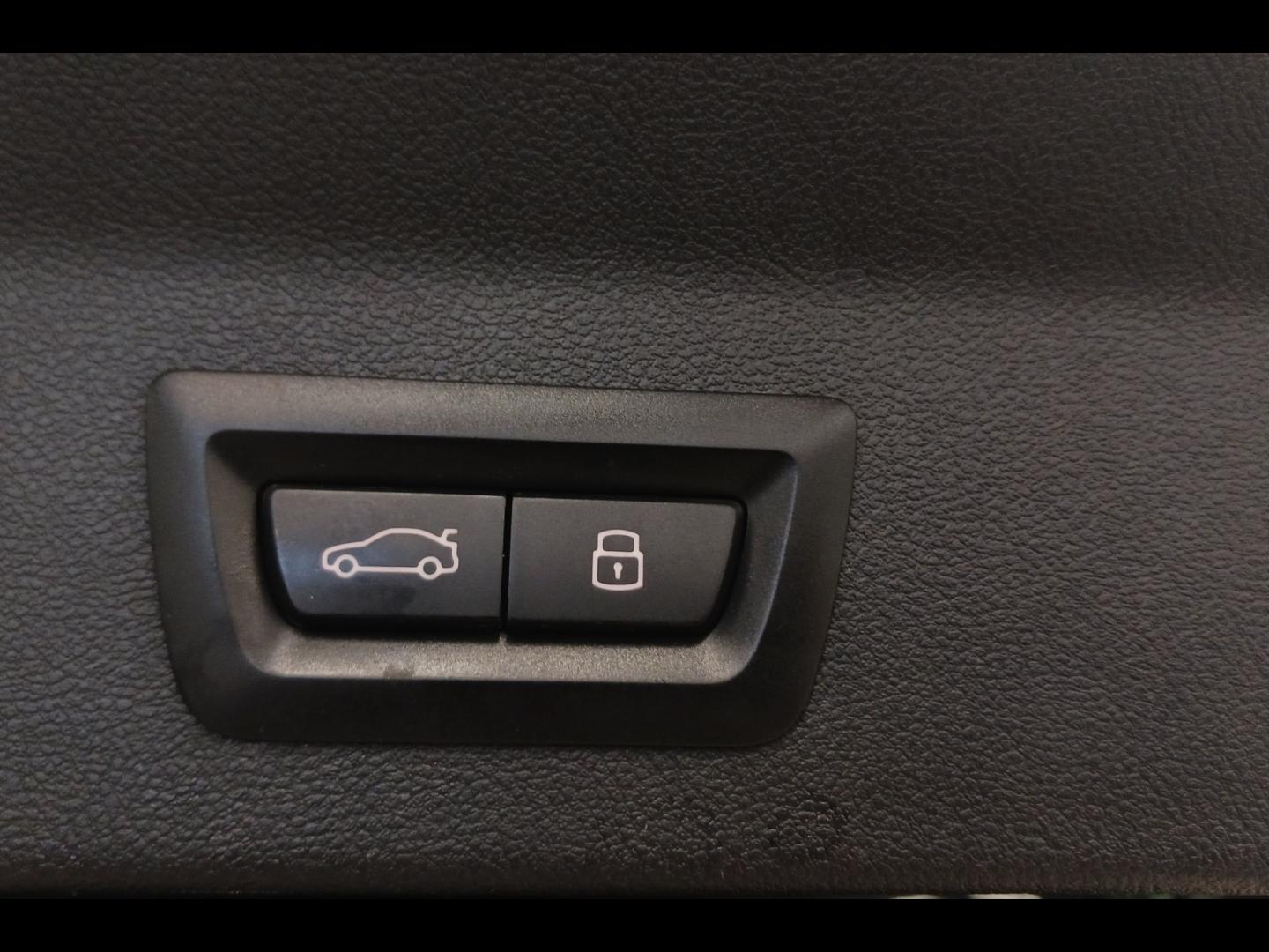 Image BMW X3 xDrive30e 292ch M Sport