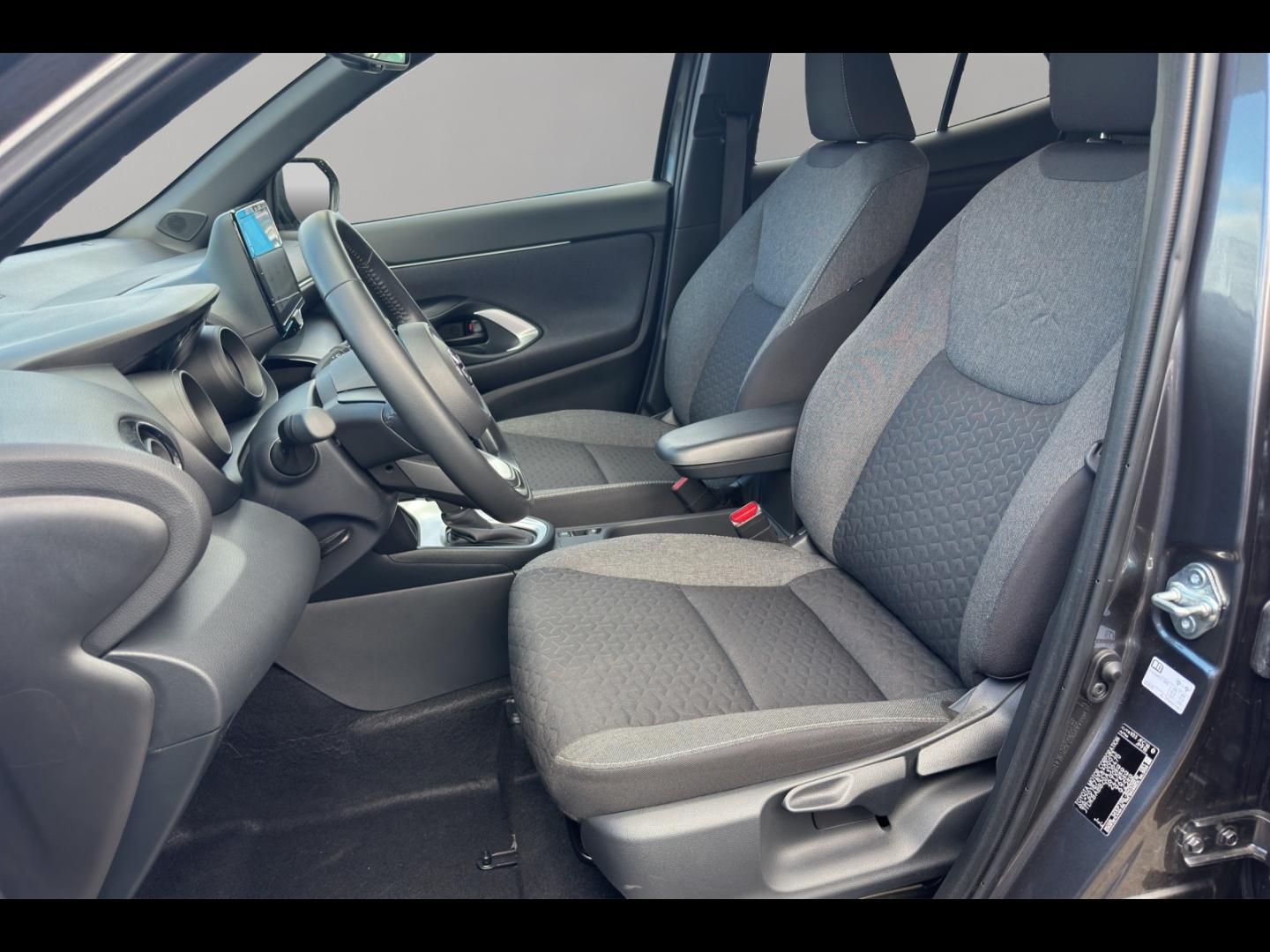 Image TOYOTA Yaris Cross 116h Design MY22