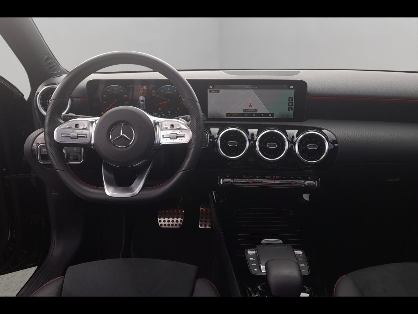 Image MERCEDES-BENZ Classe A 180 136ch AMG Line 7G-DCT