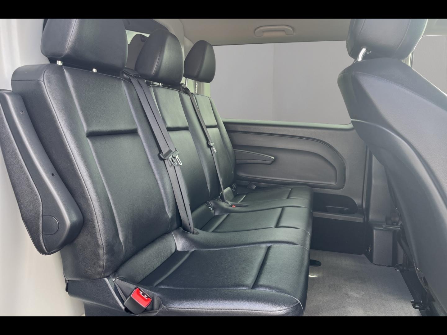 Image MERCEDES-BENZ Vito Fg 114 CDI Mixto Long Select Propulsion 9G-Tronic