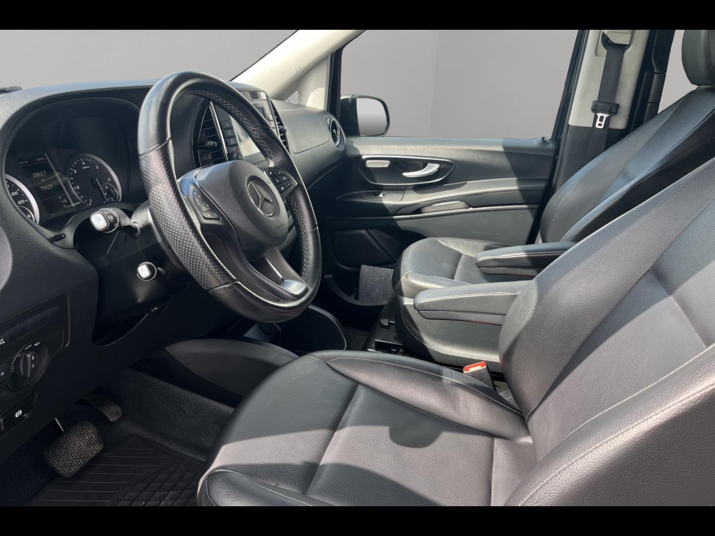 Image MERCEDES-BENZ Vito Fg 114 CDI Mixto Long Select Propulsion 9G-Tronic
