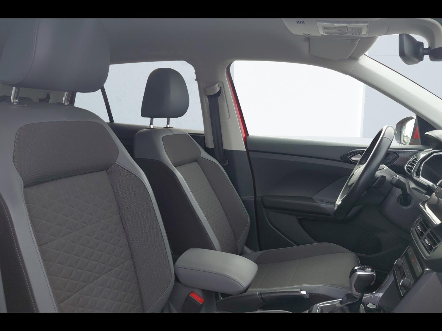 Image VOLKSWAGEN T-Cross 1.0 TSI 110ch Carat DSG7
