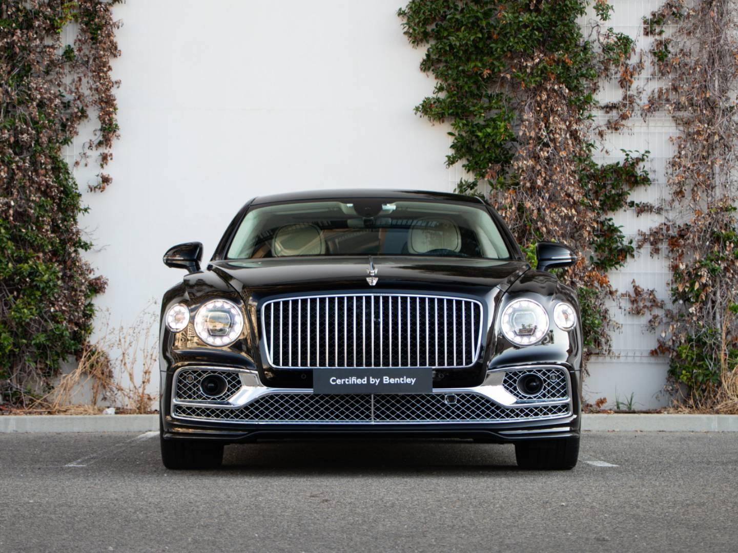 Image BENTLEY FLYING SPUR Azure V8 4.0 550ch