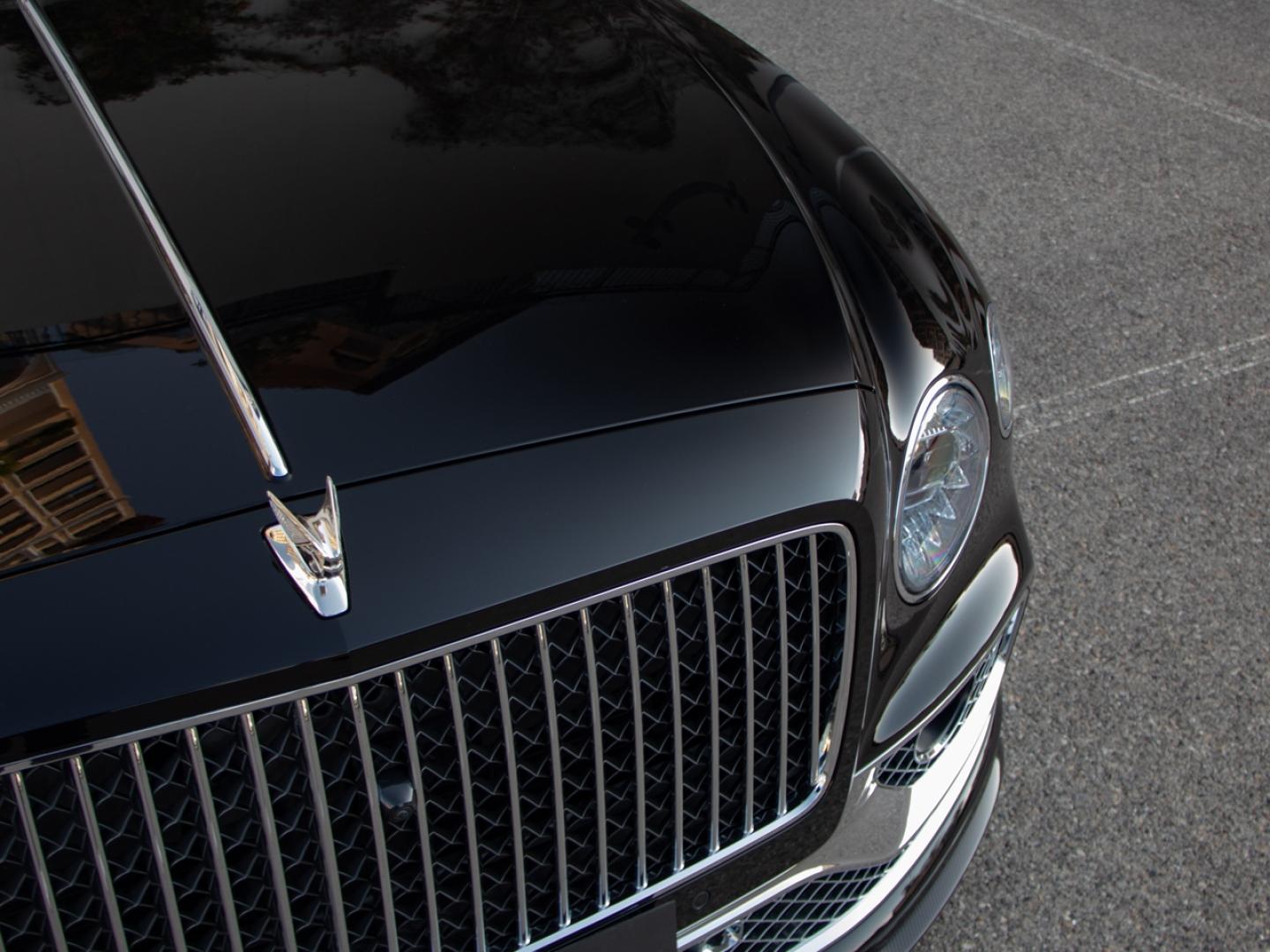 Image BENTLEY FLYING SPUR Azure V8 4.0 550ch