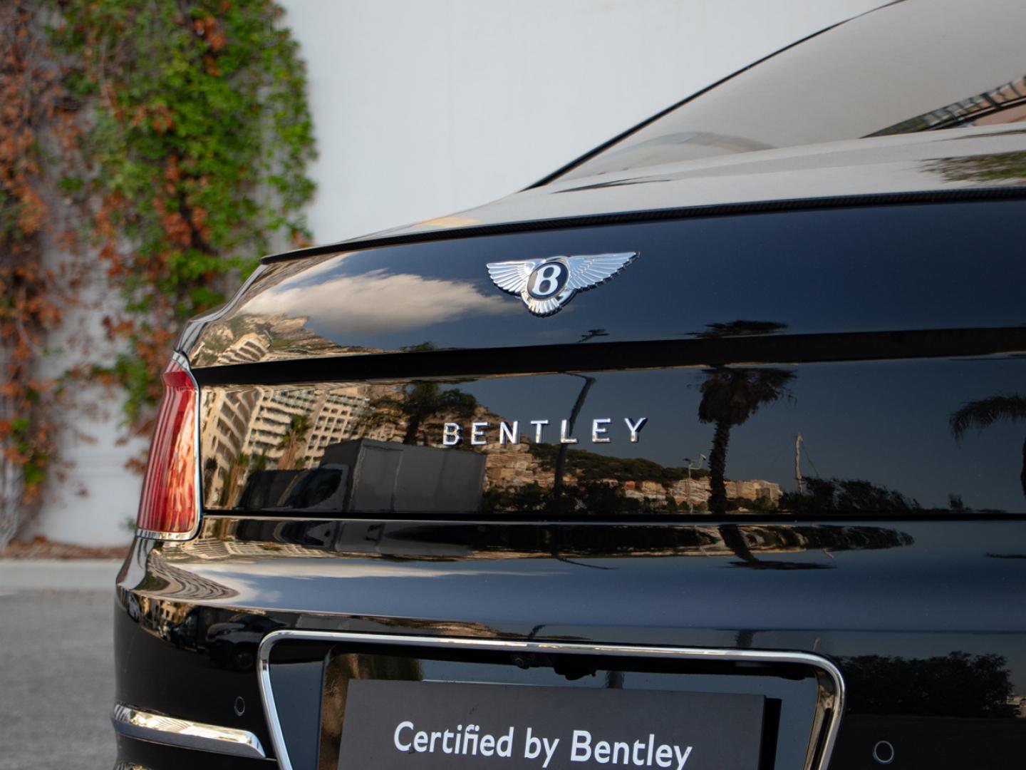 Image BENTLEY FLYING SPUR Azure V8 4.0 550ch