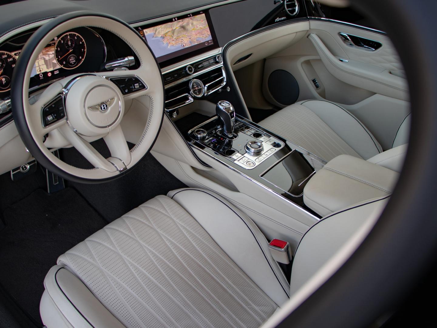 Image BENTLEY FLYING SPUR Azure V8 4.0 550ch