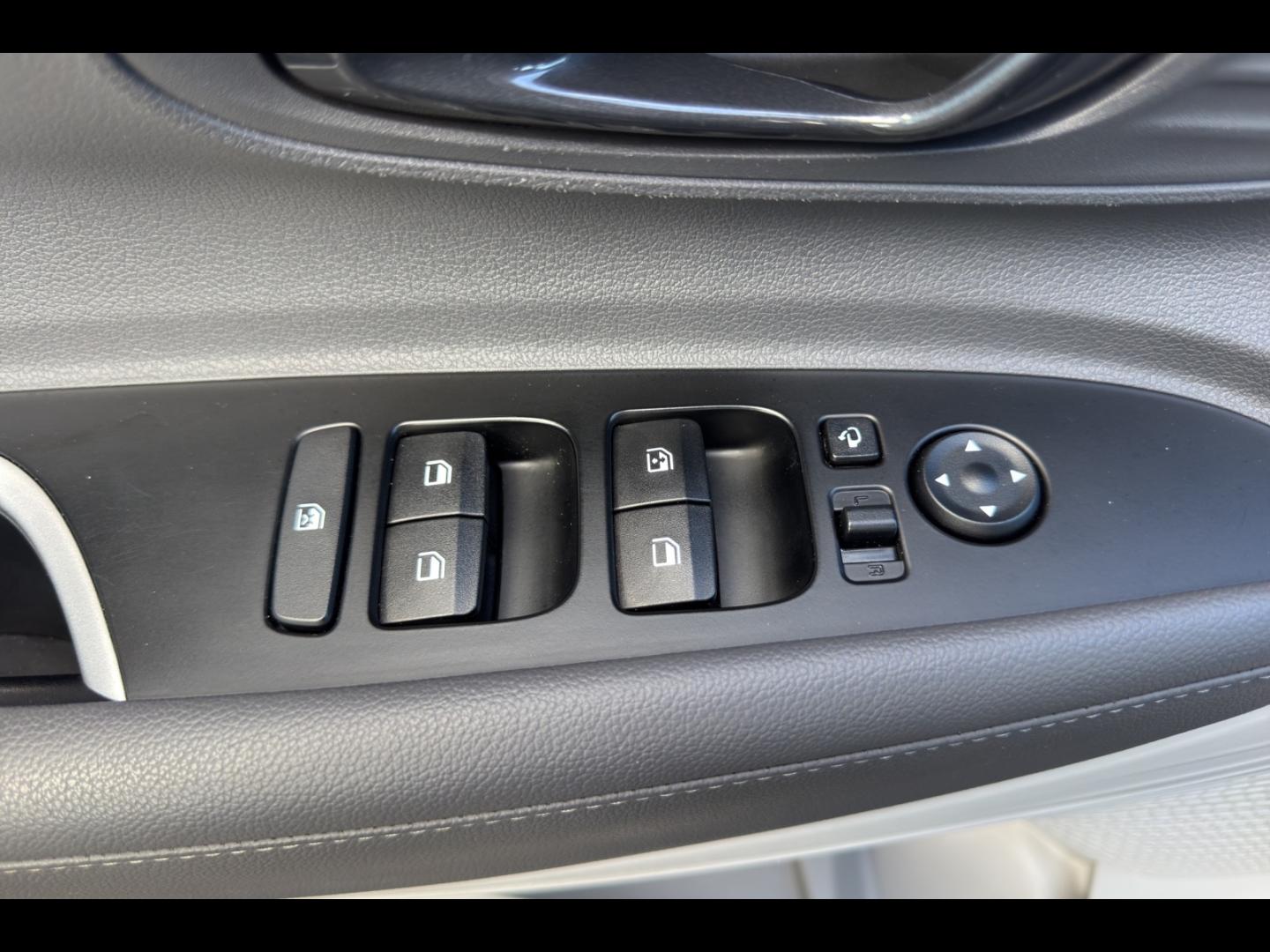 Image HYUNDAI Bayon 1.0 T-GDi 100ch Hybrid 48V Business DCT-7