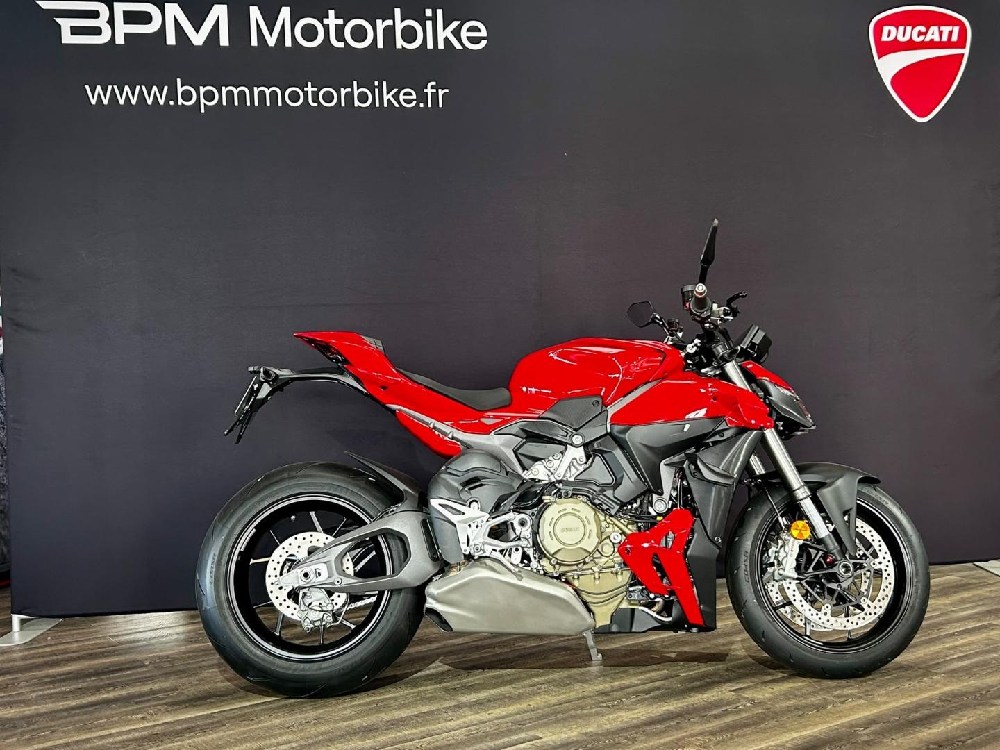 Photo DUCATI Streetfighter 1103 Streetfighter V4
