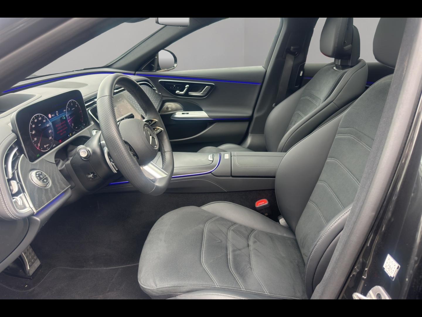 Image MERCEDES-BENZ Classe E 220 d 197+23ch AMG Line 9G-Tronic