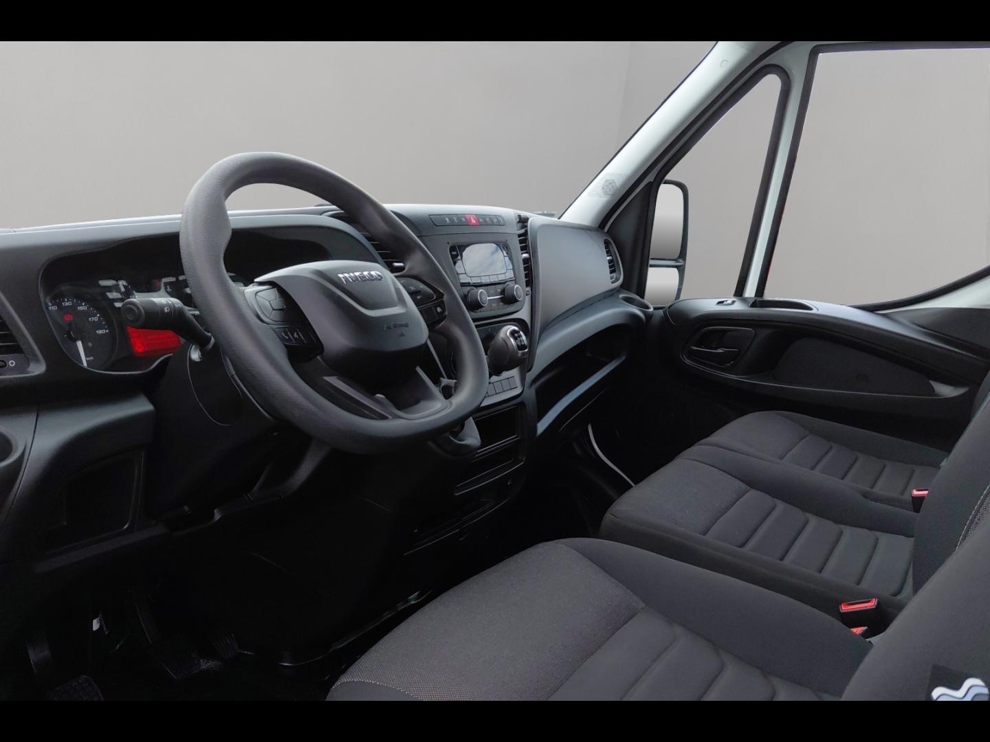 Image IVECO Daily CCb 35C16H empattement 3450 3.0