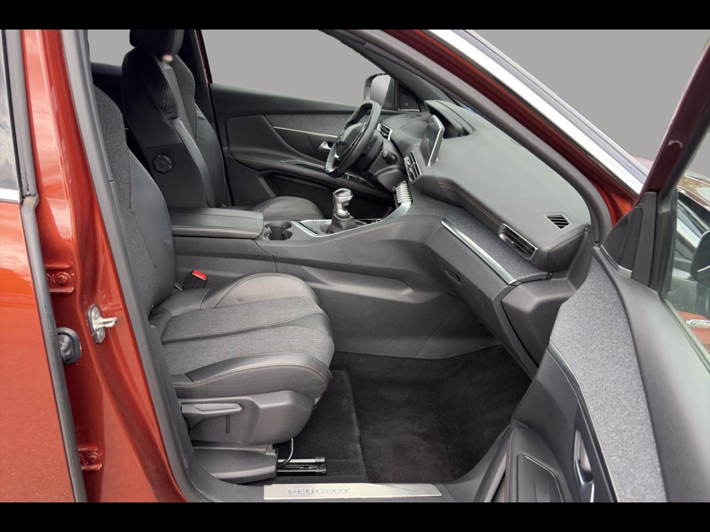 Image PEUGEOT 3008 1.2 PureTech 130ch GT Line S&S