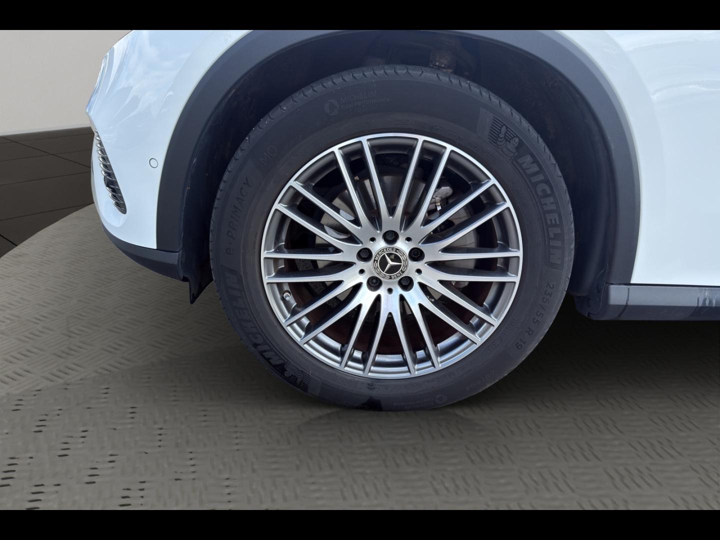 Image MERCEDES-BENZ GLC 220 d 197ch Avantgarde Line 4Matic 9G-Tronic