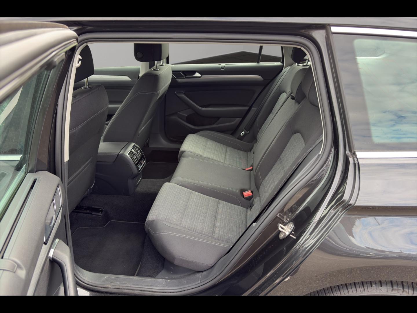 Image VOLKSWAGEN Passat SW 1.5 TSI 150ch Business DSG7