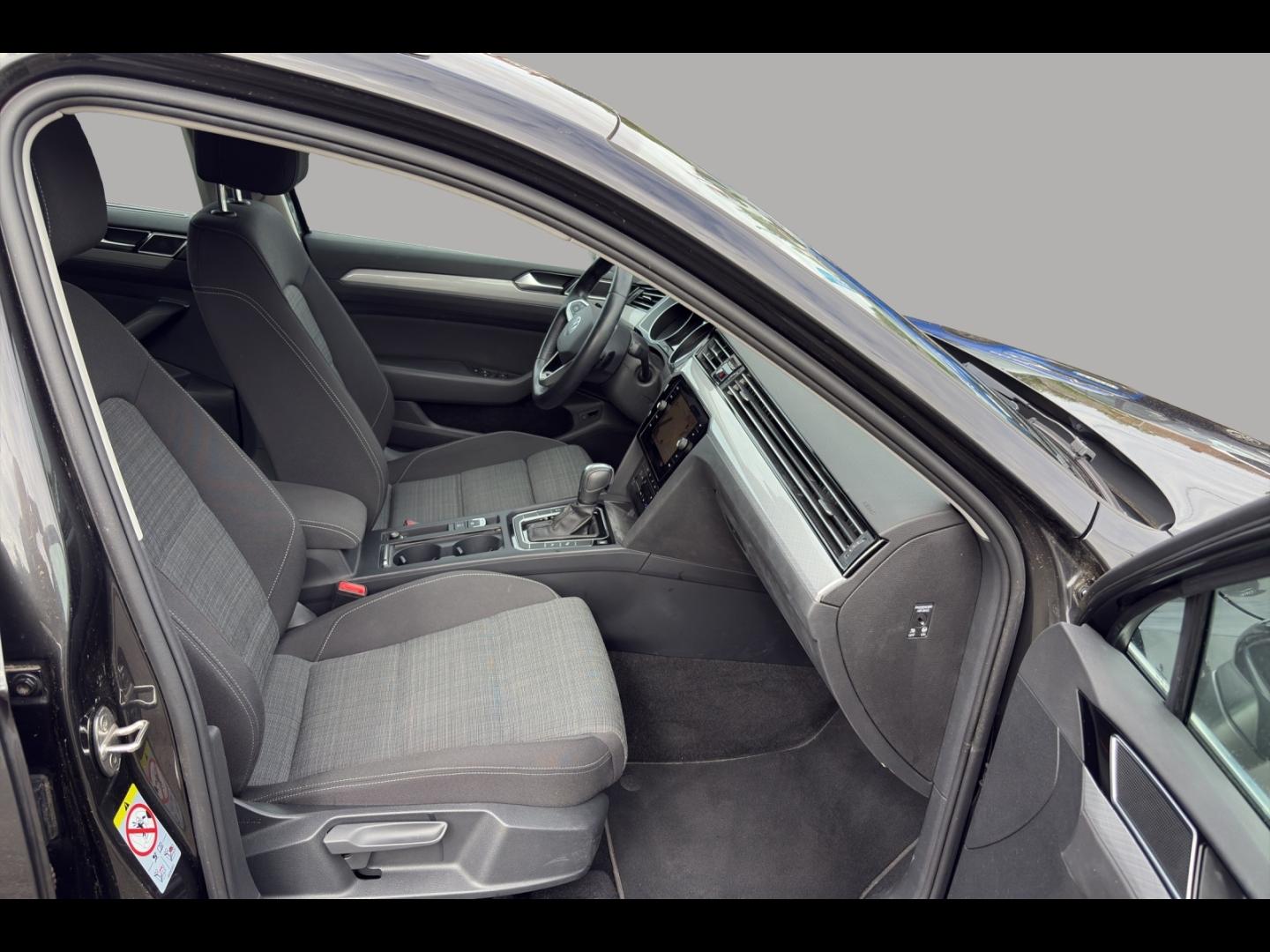 Image VOLKSWAGEN Passat SW 1.5 TSI 150ch Business DSG7
