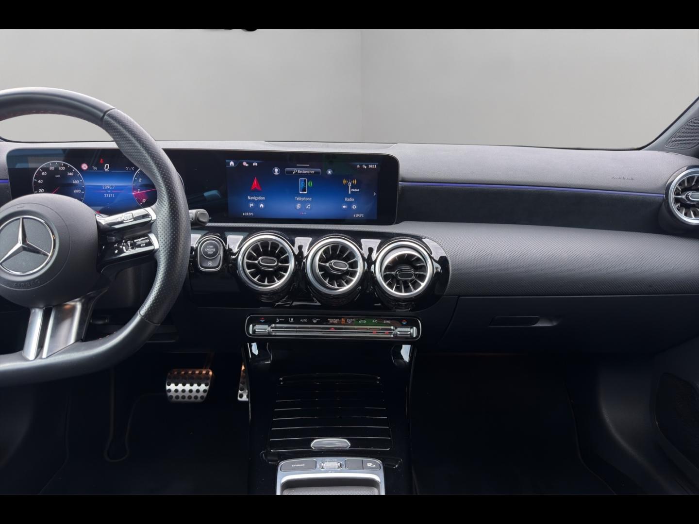 Image MERCEDES-BENZ Classe A 180 136ch AMG Line 7G-DCT