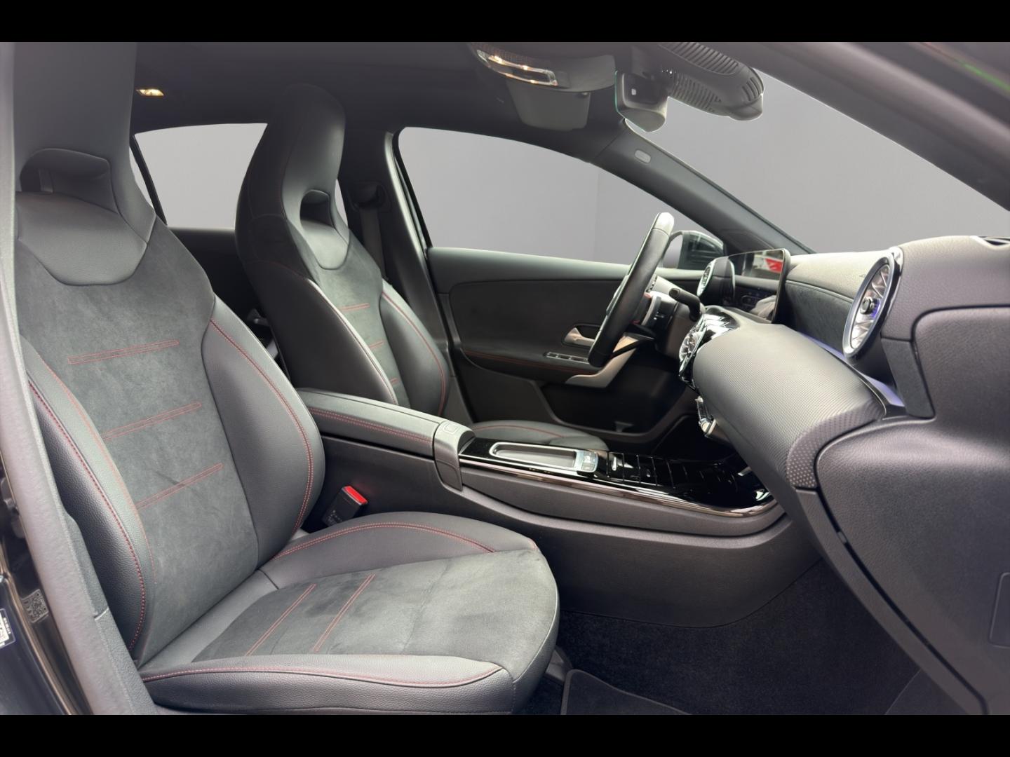 Image MERCEDES-BENZ Classe A 180 136ch AMG Line 7G-DCT