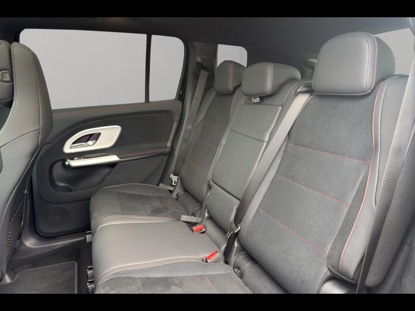Image MERCEDES-BENZ GLB 220 190+30ch AMG Line 8G-eDCT