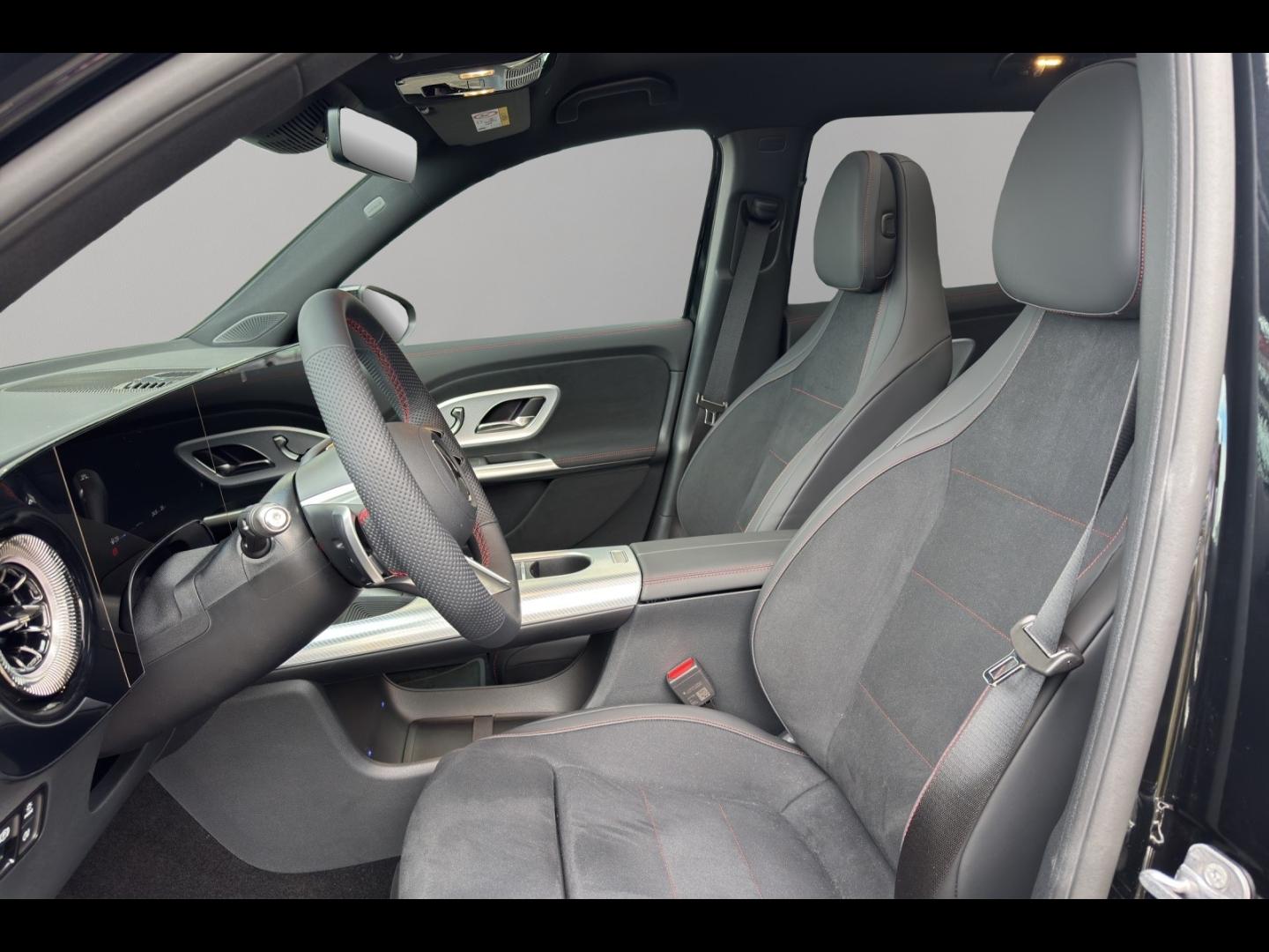 Image MERCEDES-BENZ GLB 220 190+30ch AMG Line 8G-eDCT