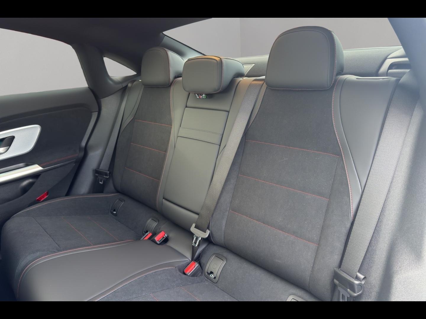 Image MERCEDES-BENZ CLA 220 190+30ch AMG Line 8G-eDCT