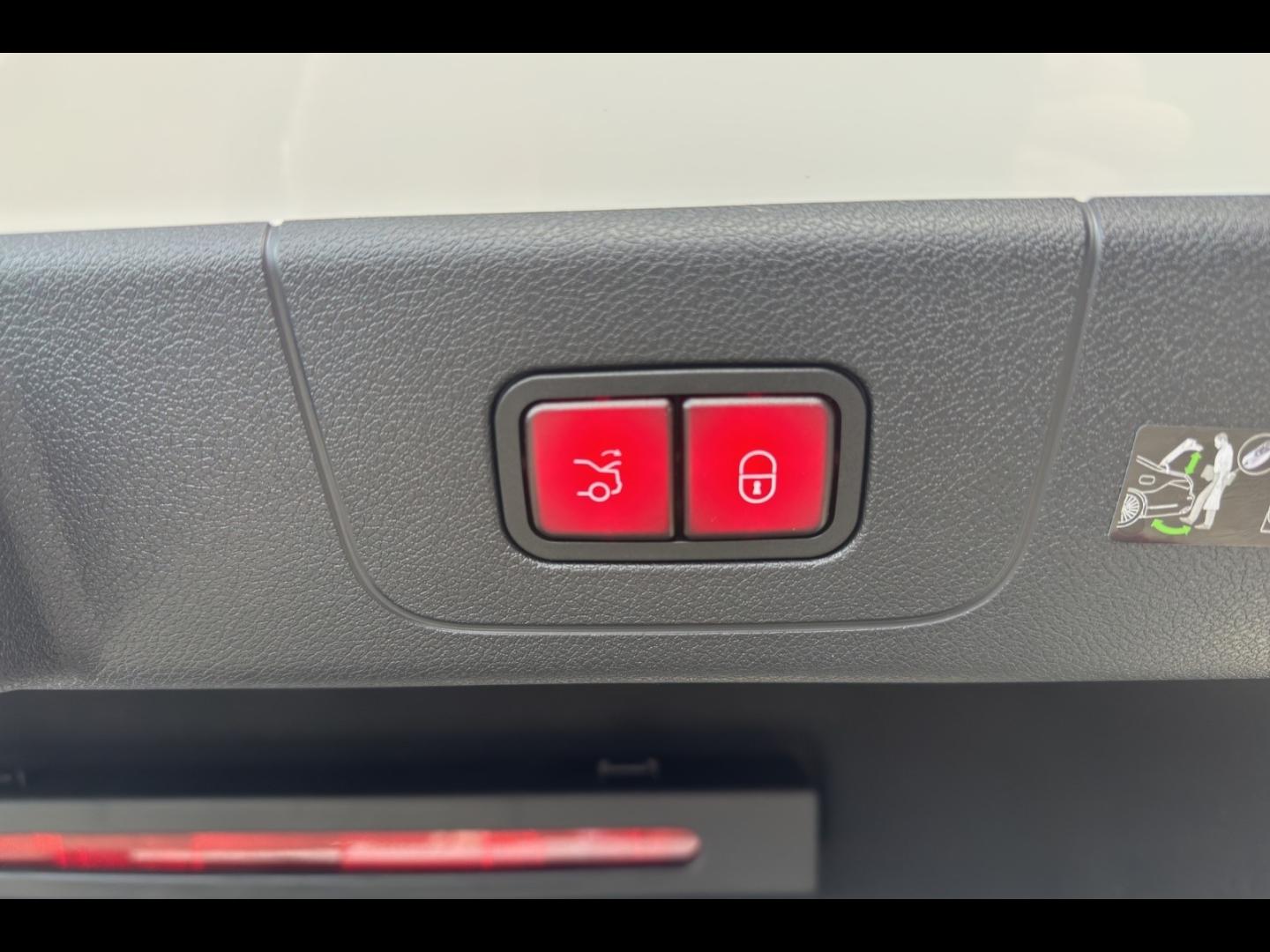 Image MERCEDES-BENZ CLA 220 190+30ch AMG Line 8G-eDCT