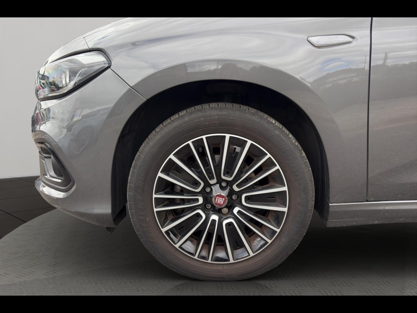 Image FIAT Tipo Cross 1.5 FireFly Turbo 130ch S/S (RED) Hybrid DCT7 MY22