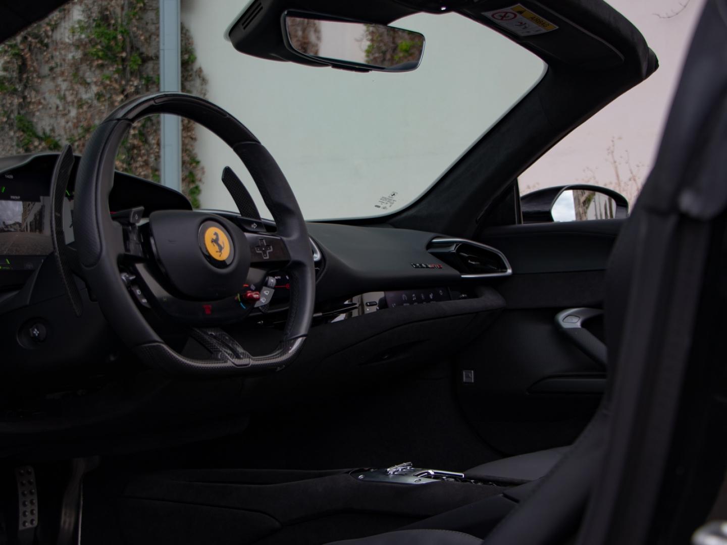 Image FERRARI 296 GTS spider